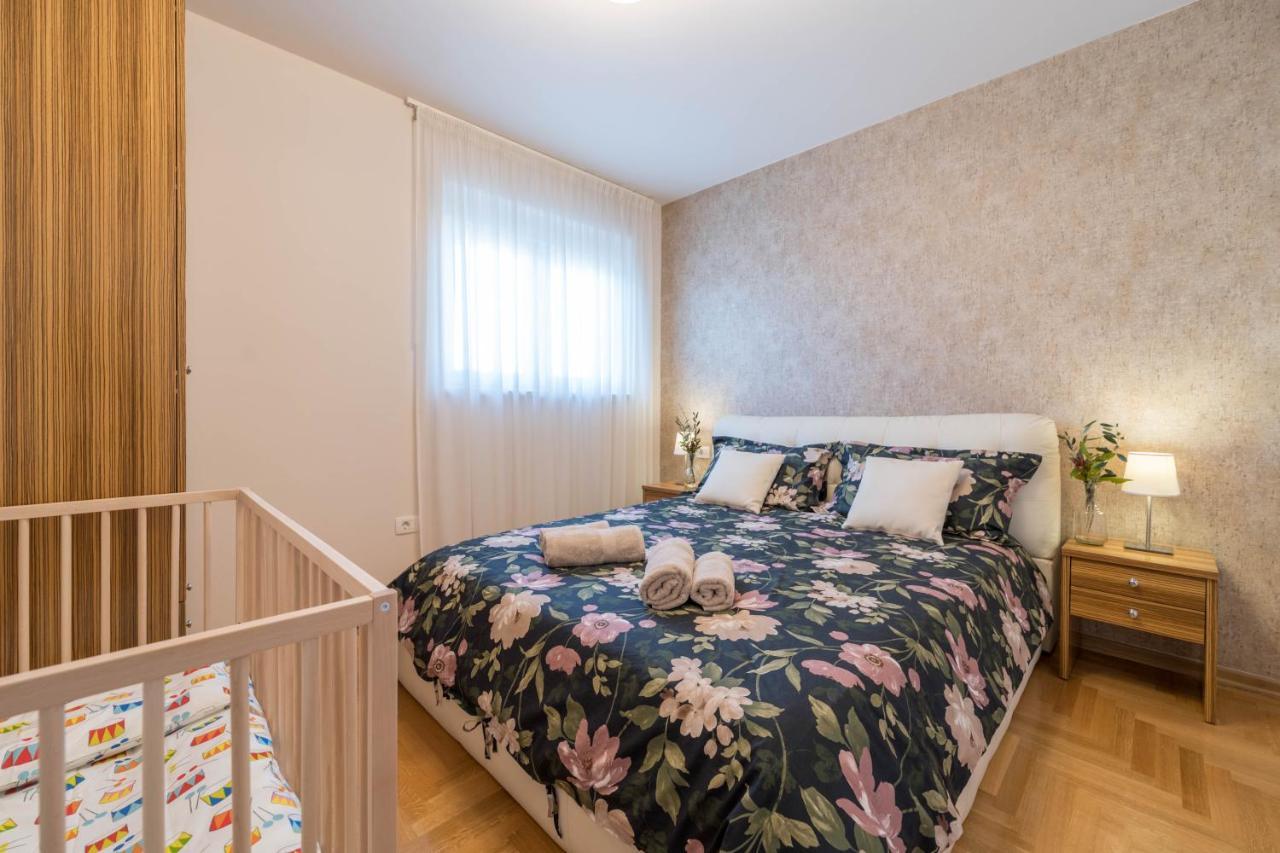 Apt Gioan Novigrad, 500M To Sea, Private Heated Jacuzzi, Bbq, Private Parking Novigrad  Exterior photo